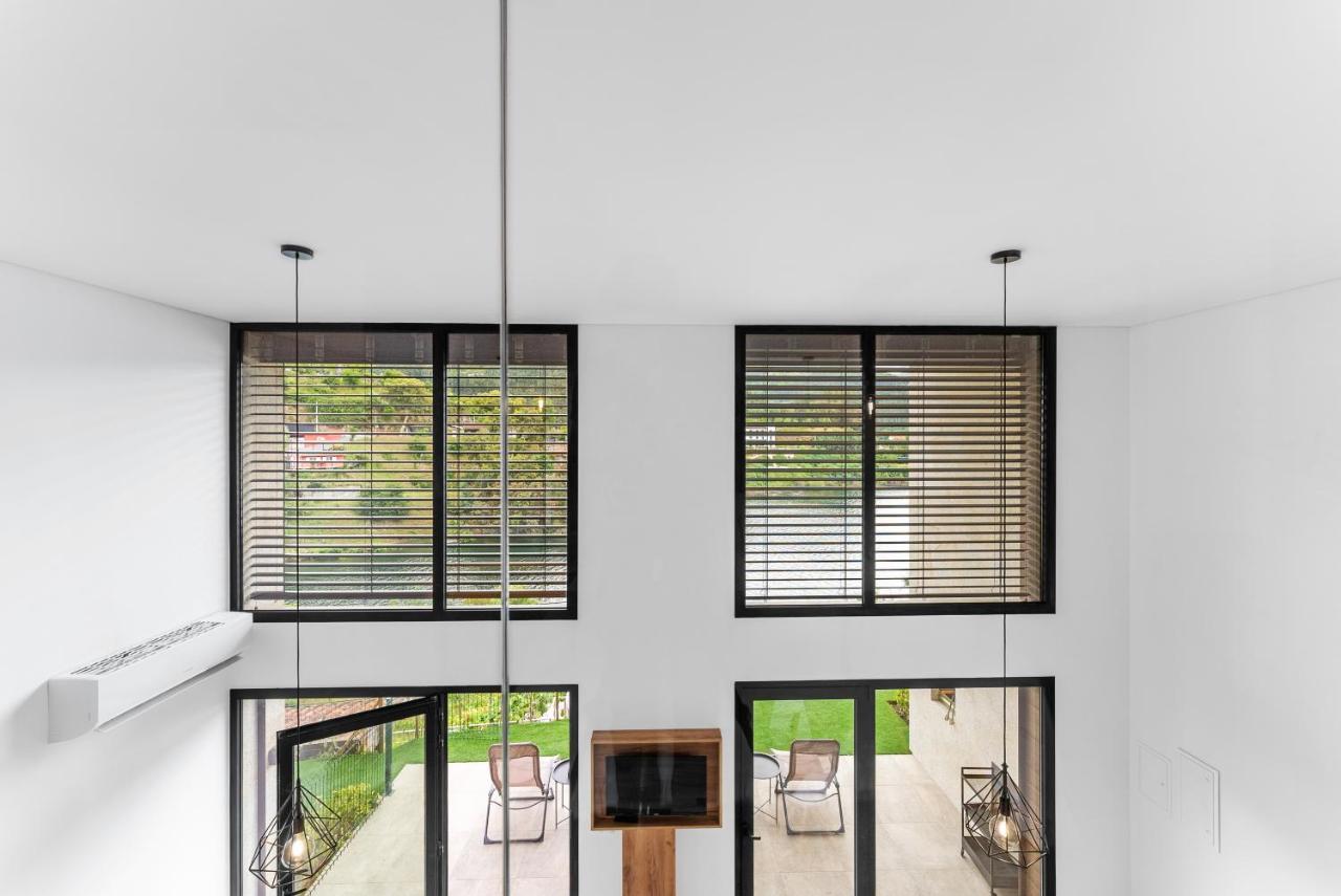 Geres Villas Exterior photo